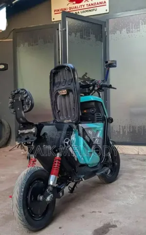 New Boss Hoss Coupe Trike 2022 Blue