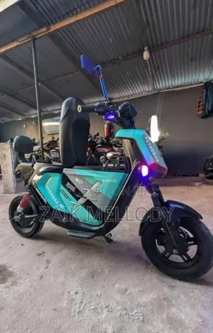New Boss Hoss Coupe Trike 2022 Blue
