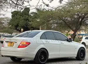 Mercedes-Benz C-Class 2009 White