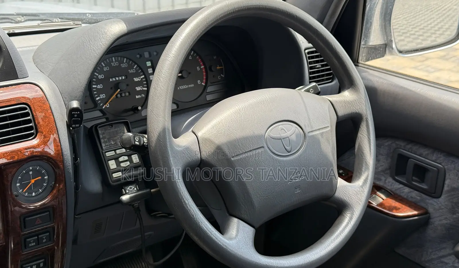 Toyota Land Cruiser Prado 1997 Silver