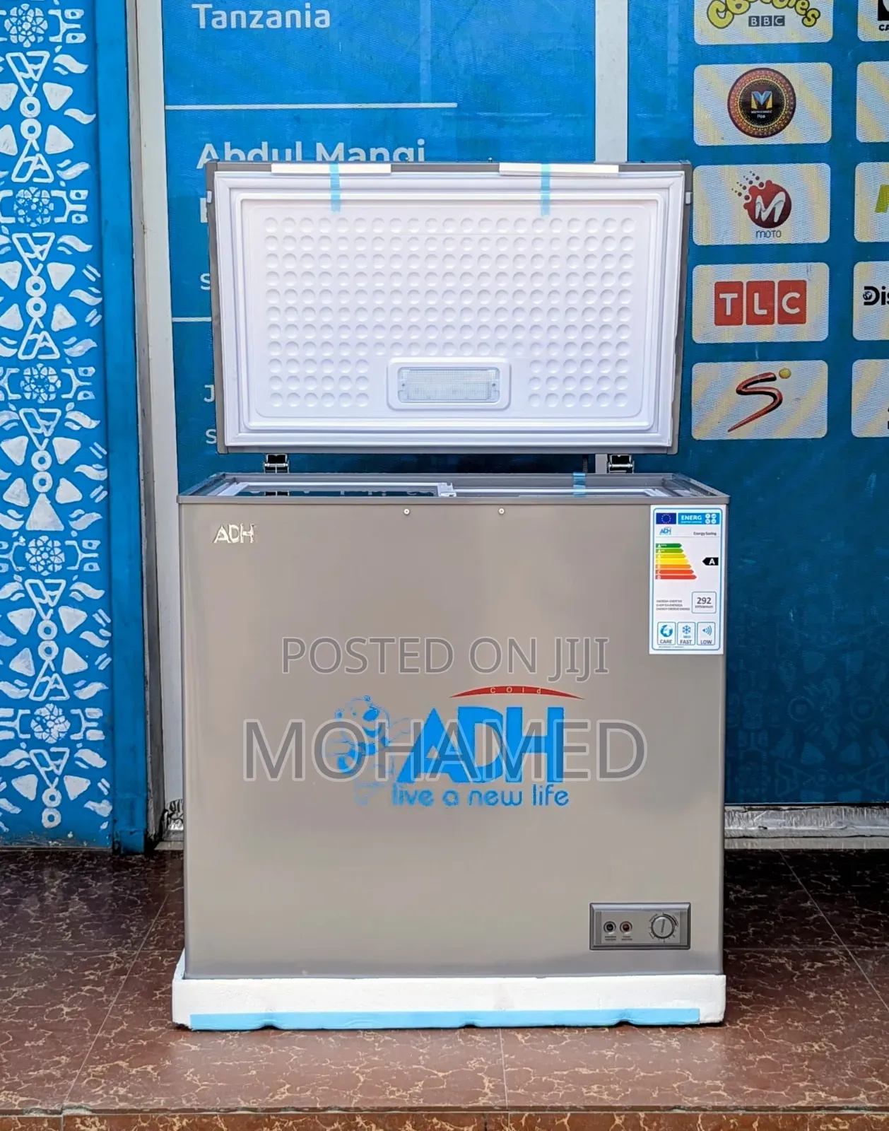  Adh Freezer – 200l 
 Model: ACF-75WG