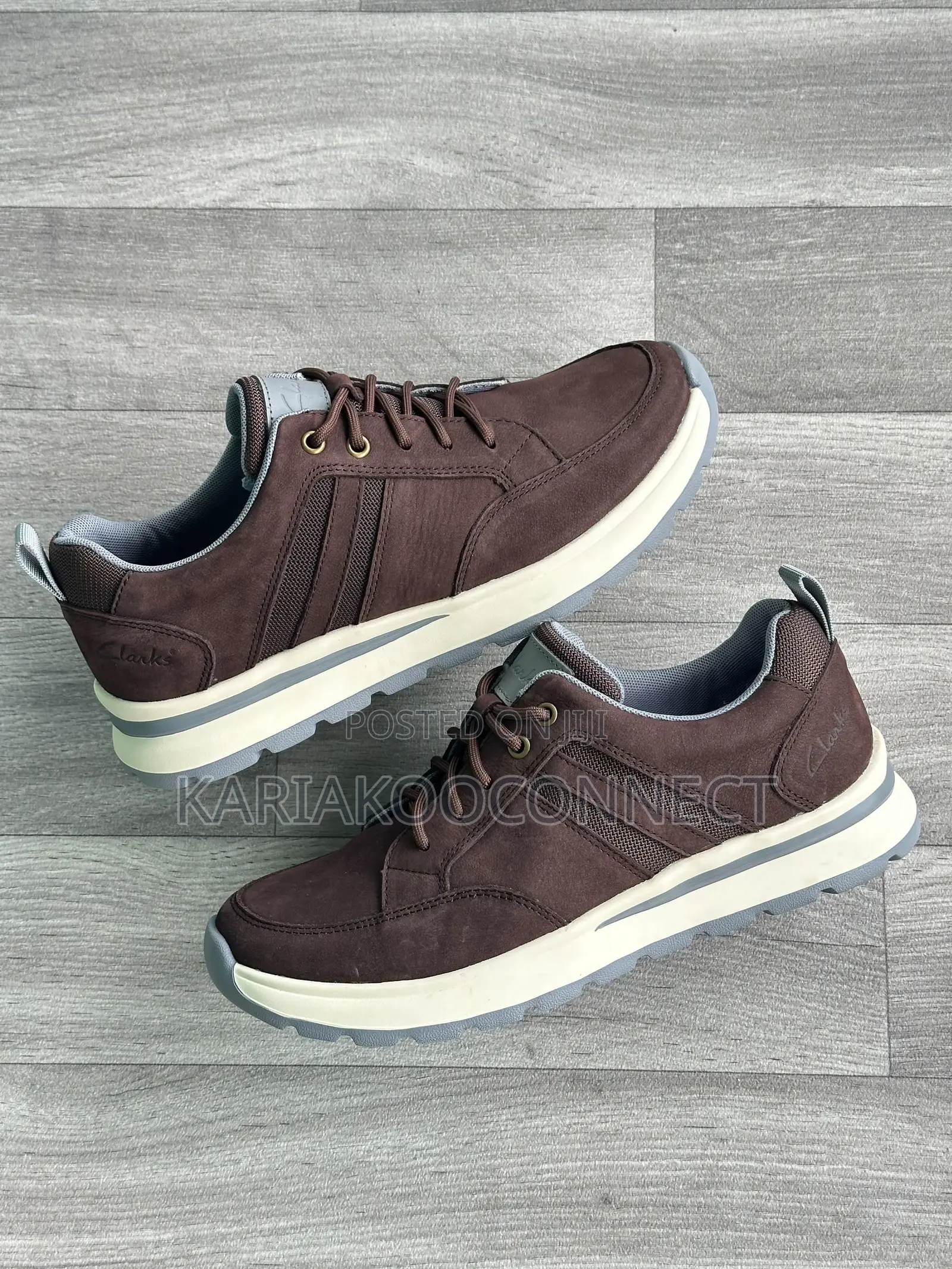 Clarks Brown Leather Casual Sneakers