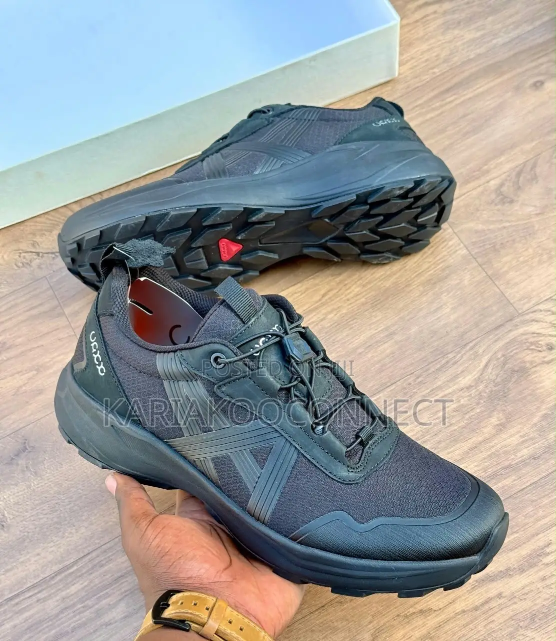 ECCO Black Casual Sneakers