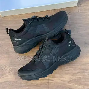 ECCO Black Casual Sneakers