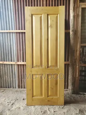 Mlango Wa Nyumba