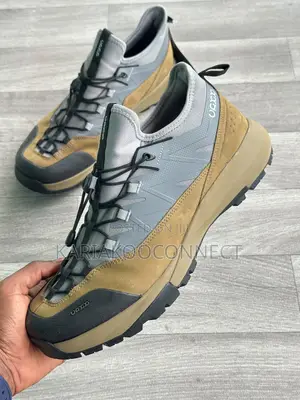 Ecco Outdoor Trail Sneakers