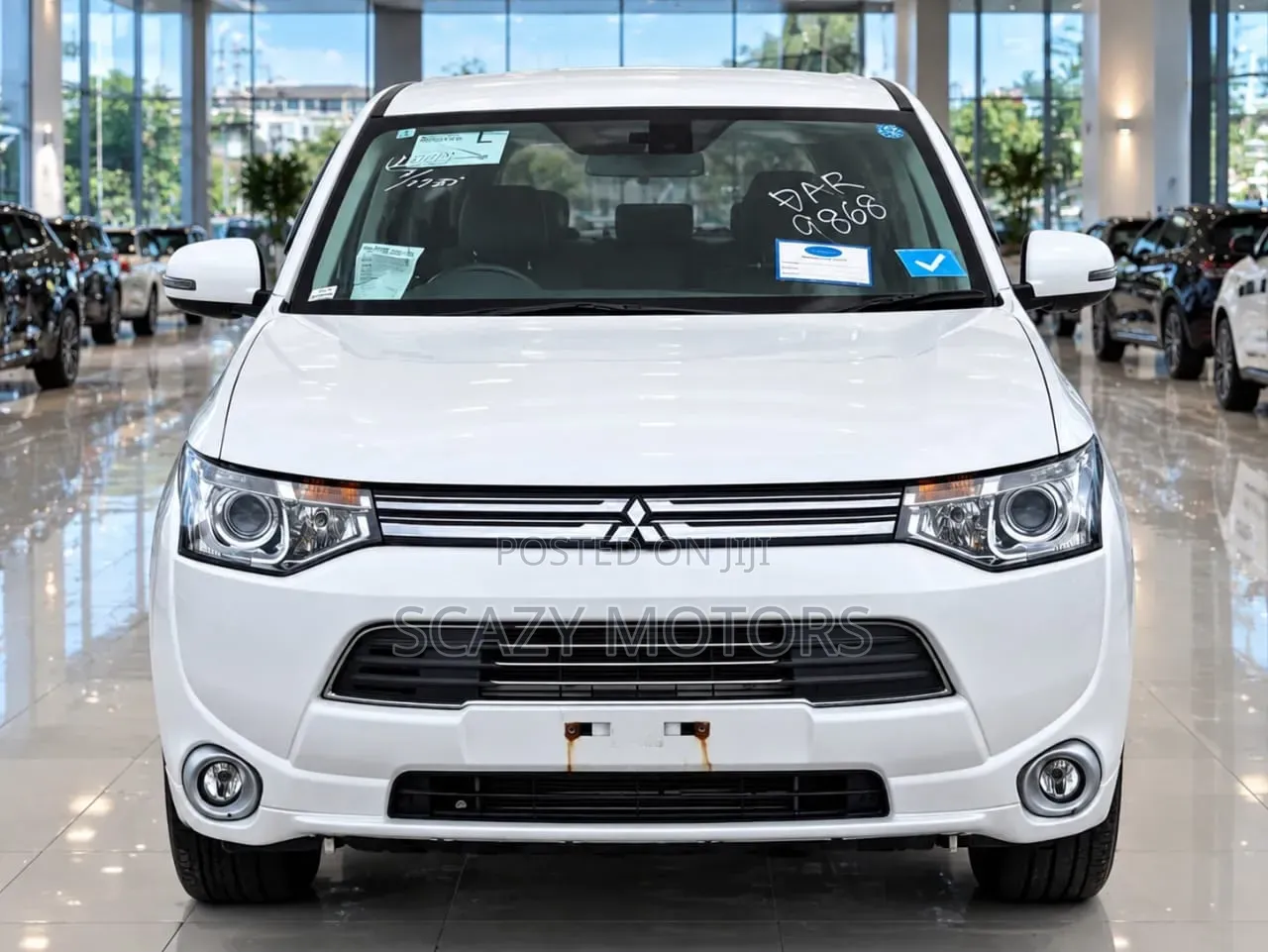Mitsubishi Outlander 2015 White