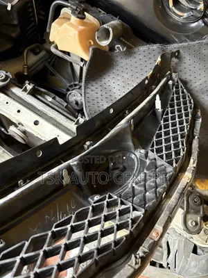 Subaru Legacy Grille