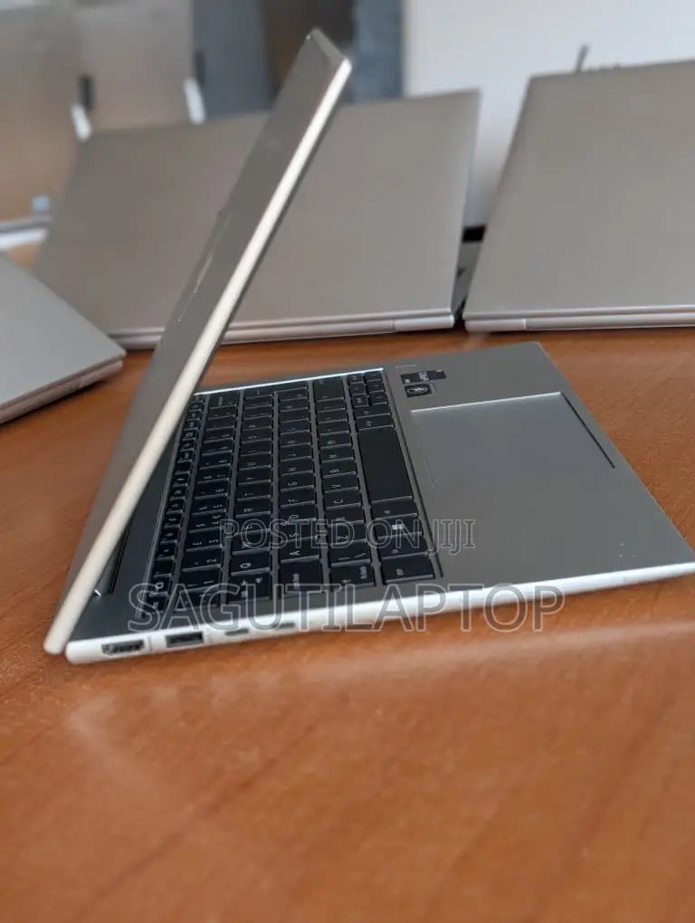 Laptop HP EliteBook 830 G9 16GB Intel Core i5 SSD 256GB