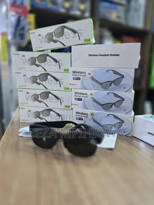 Wireless Ai Glasses 
ina Bluetooth
