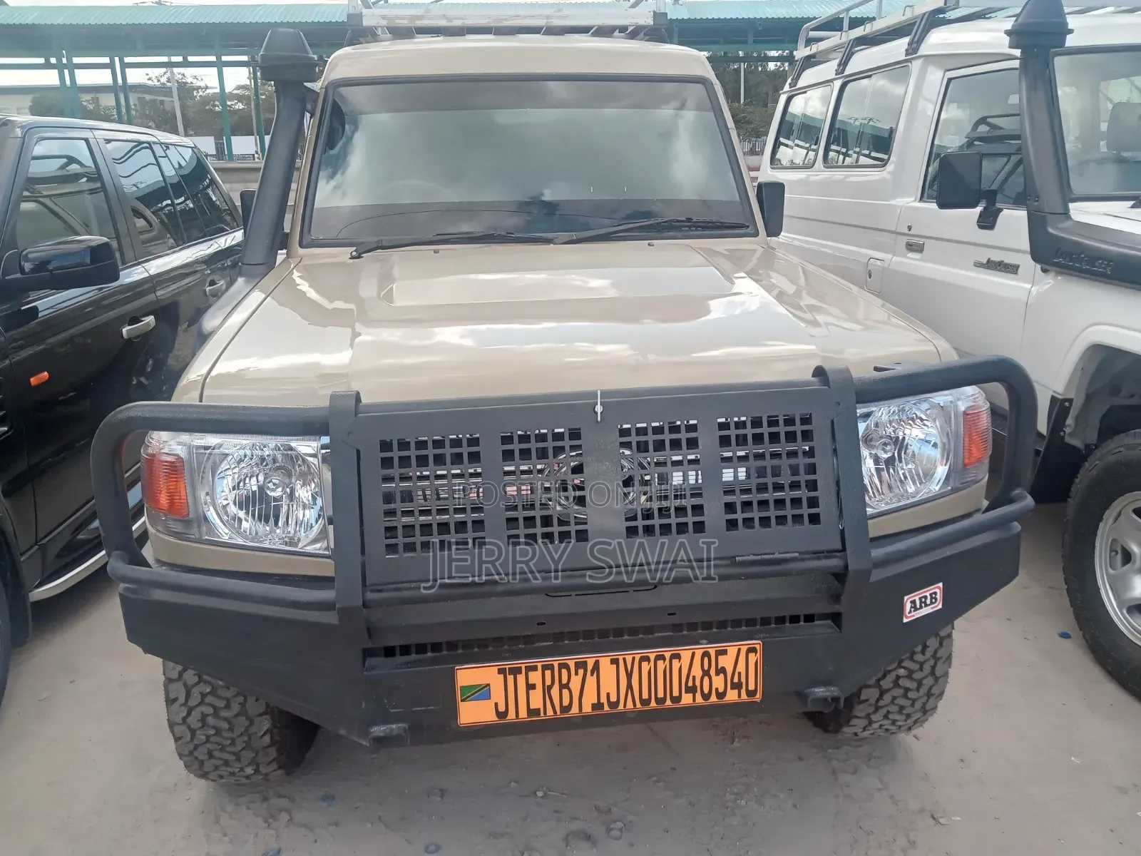 Toyota Land Cruiser 2010 Brown