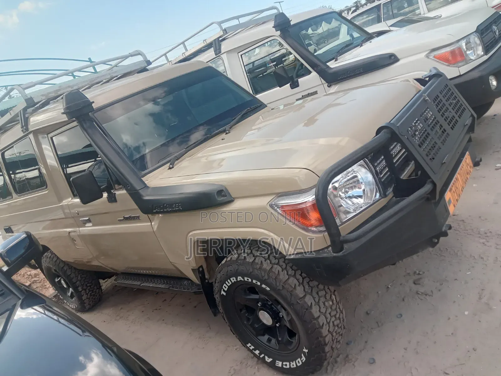 Toyota Land Cruiser 2010 Brown