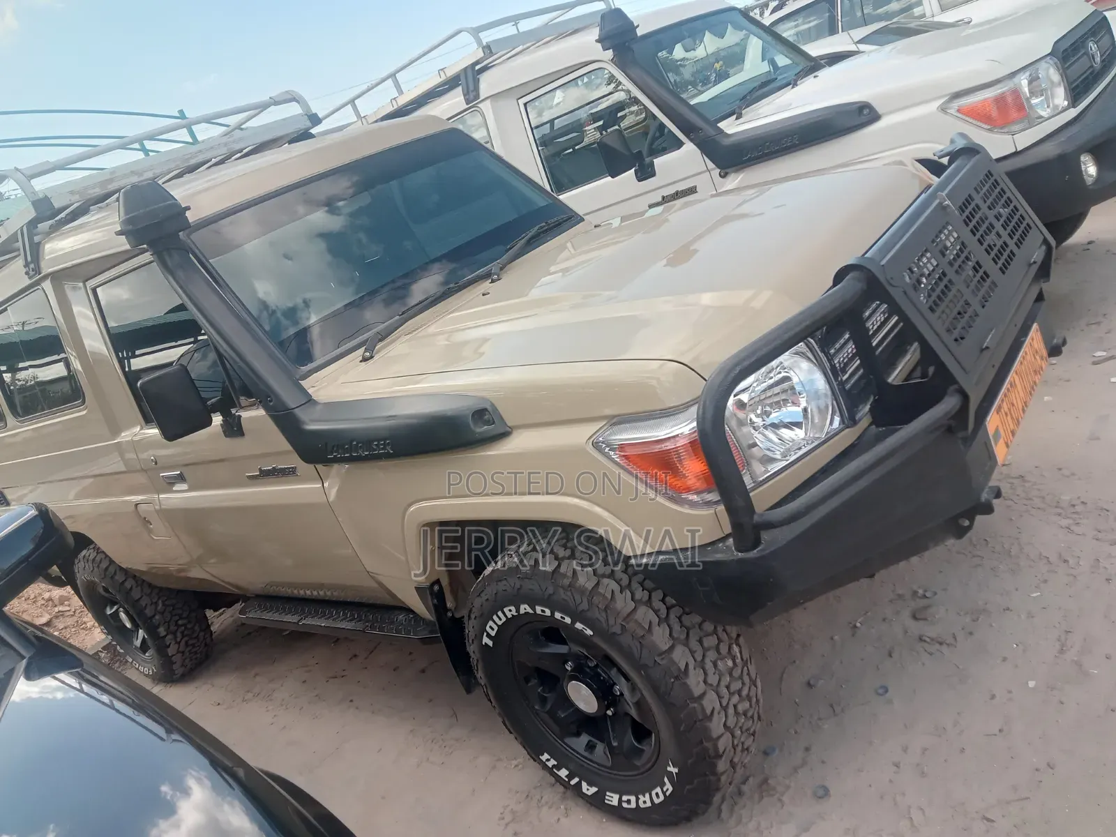 Toyota Land Cruiser 2010 Brown