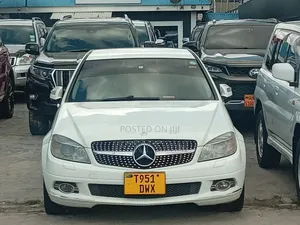 Mercedes-Benz C200 2007 White
