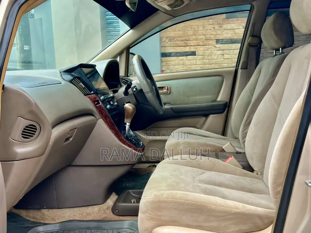 Toyota Harrier 2001 Gray