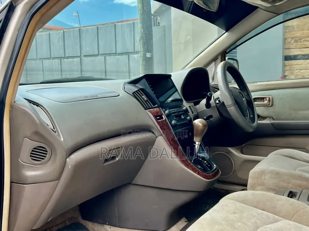 Toyota Harrier 2001 Gray