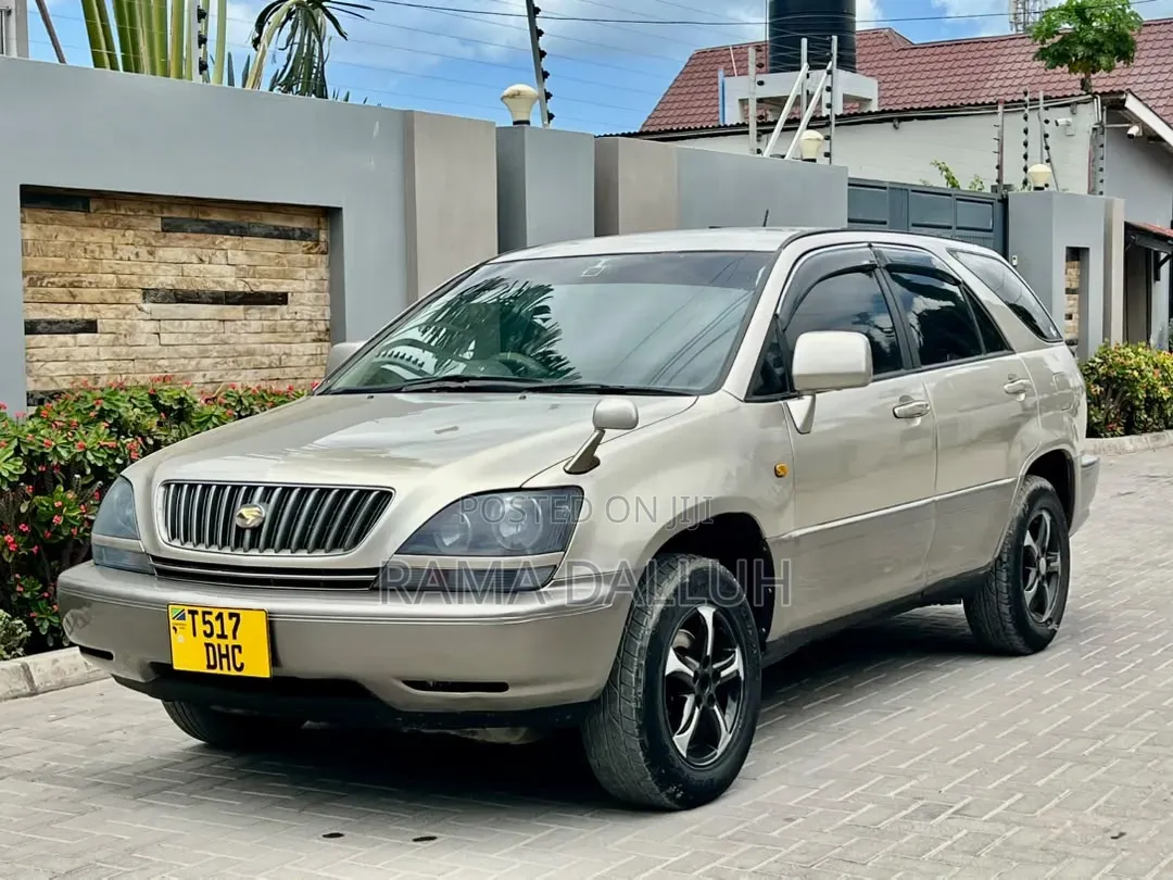 Toyota Harrier 2001 Gray