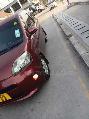 Toyota Spade 2012 Burgundy
