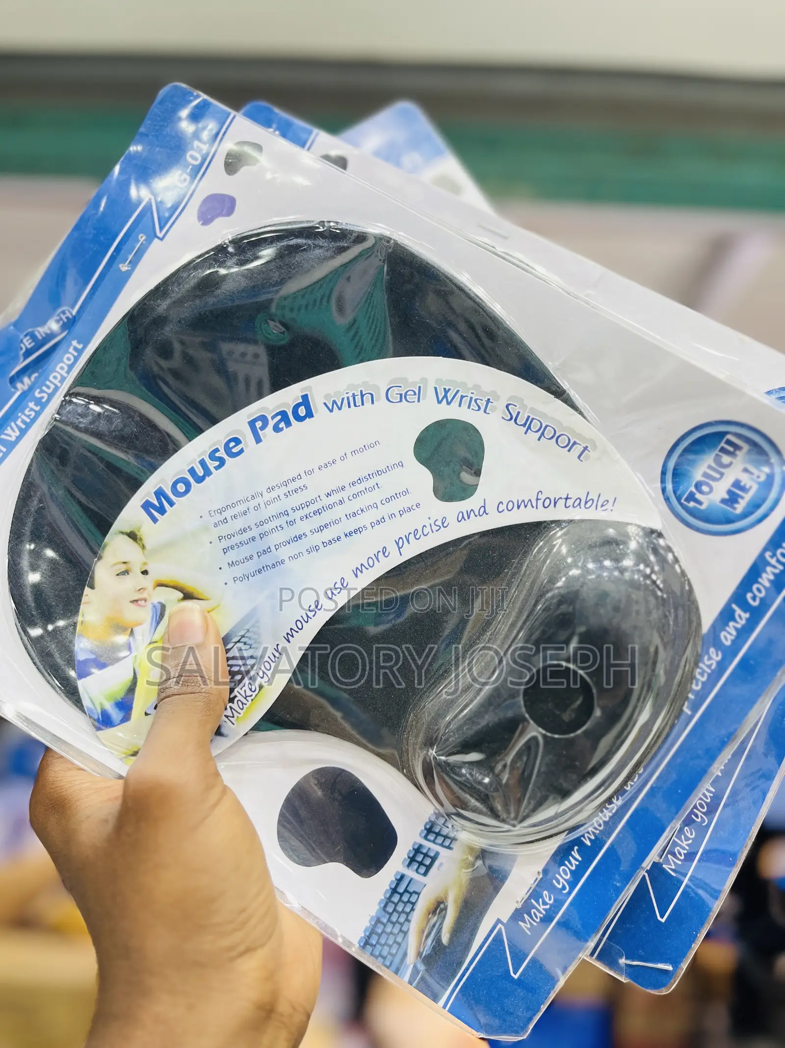 Mouse Pad With Gel Wrist Support