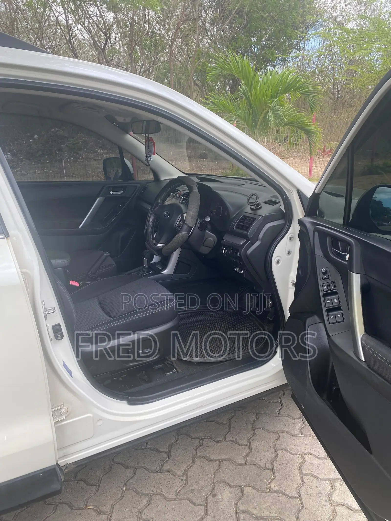 Subaru Forester 2014 White