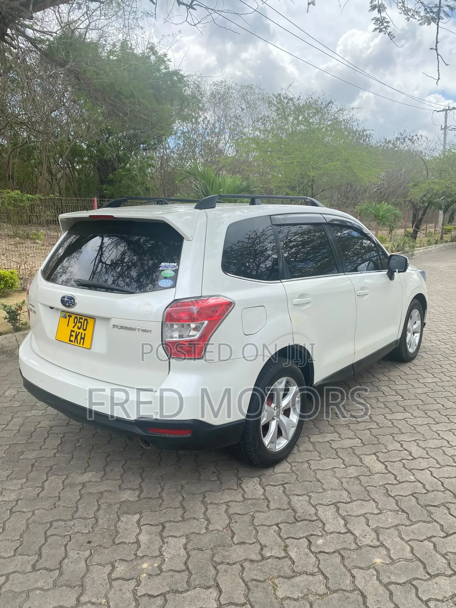 Subaru Forester 2014 White