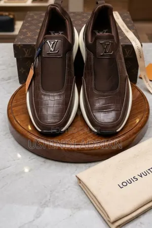 lv Urban Luxe Rabasize: 40 • 41 • 42 • 43 • 44 • 45