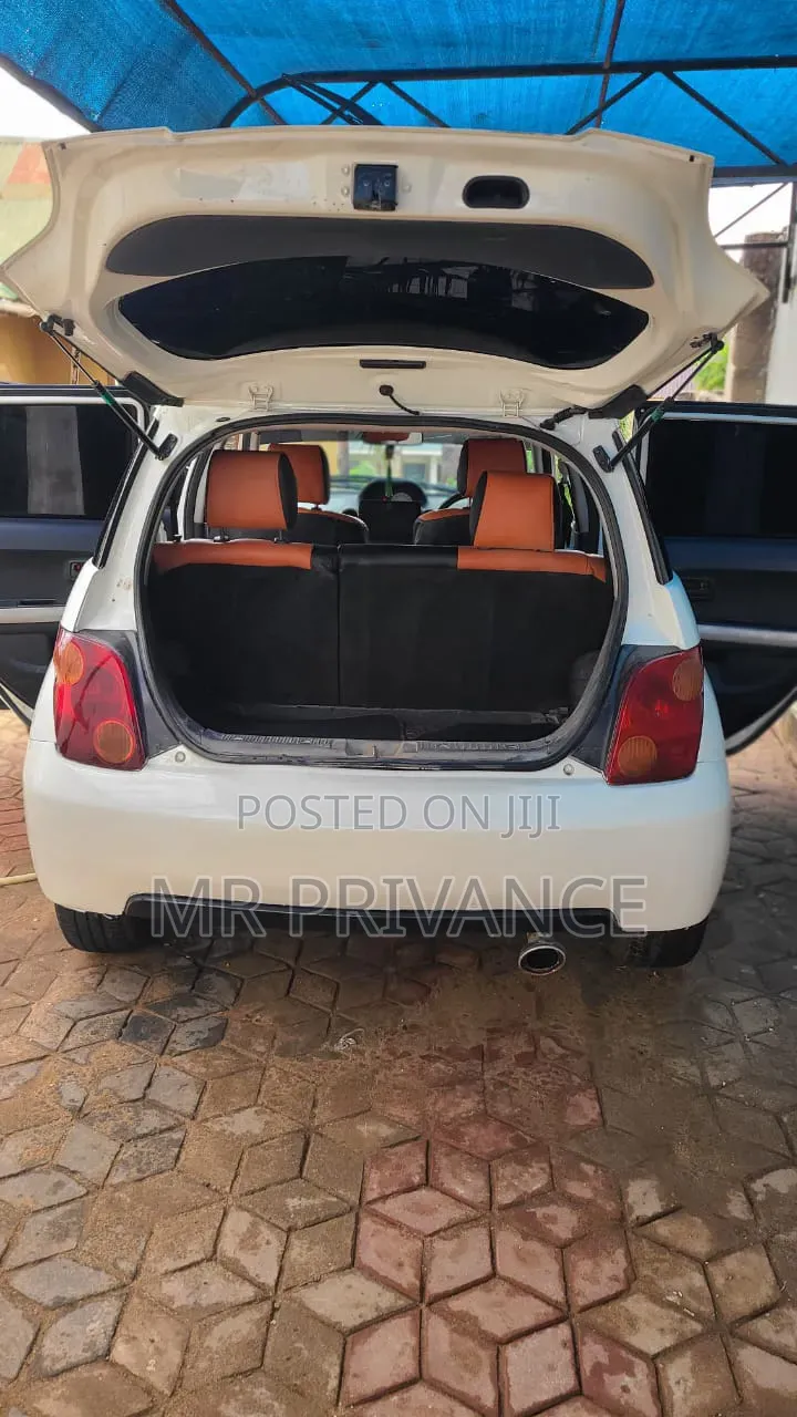 Toyota IST 2005 White