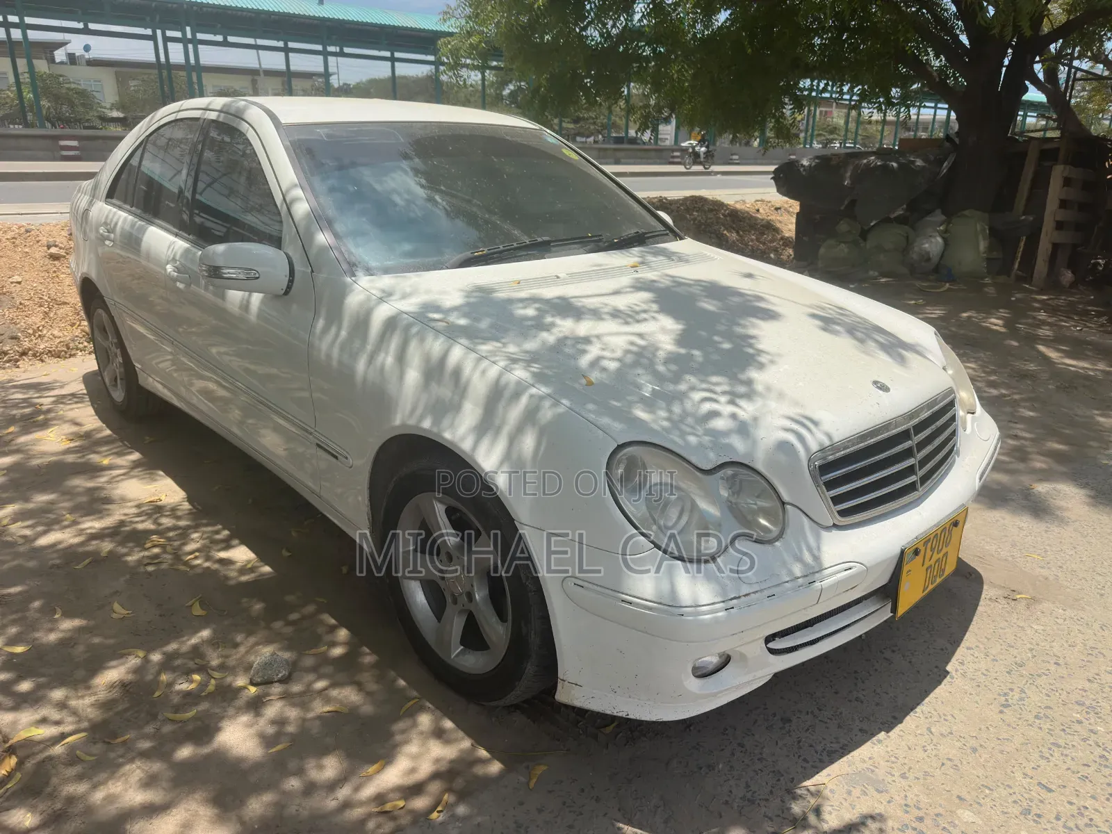 Mercedes-Benz C200 2006 White