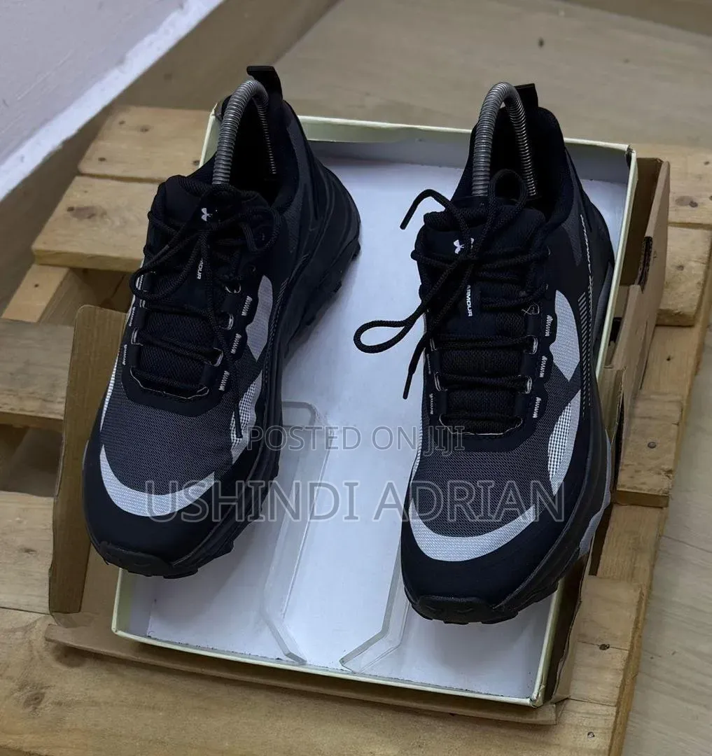 under Armour Velocity Rabasize: 40 • 41 • 42 • 43 • 44