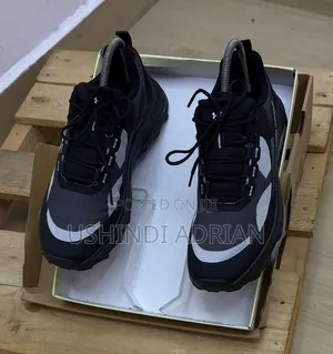 under Armour Velocity Rabasize: 40 • 41 • 42 • 43 • 44