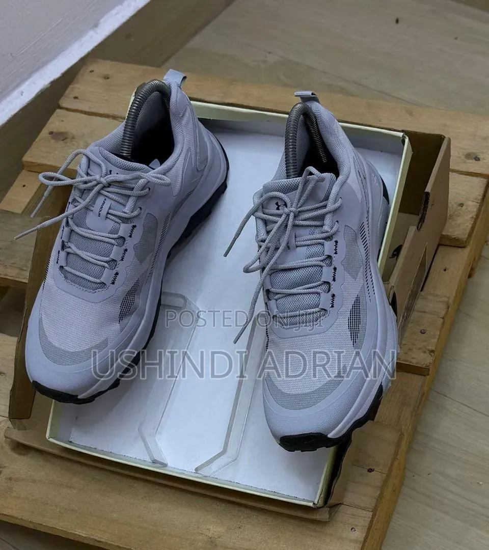 under Armour Velocity Rabasize: 40 • 41 • 42 • 43 • 44