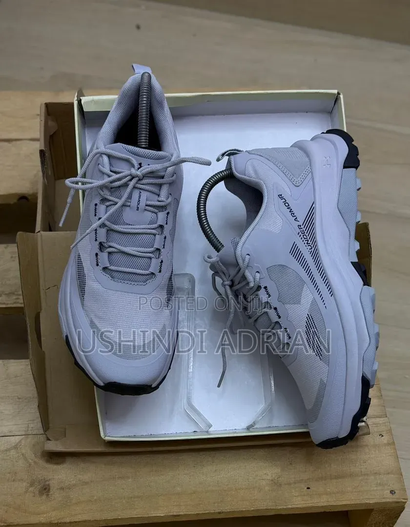 under Armour Velocity Rabasize: 40 • 41 • 42 • 43 • 44