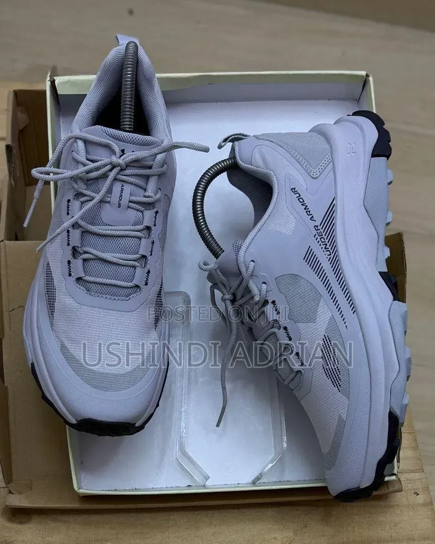 under Armour Velocity Rabasize: 40 • 41 • 42 • 43 • 44