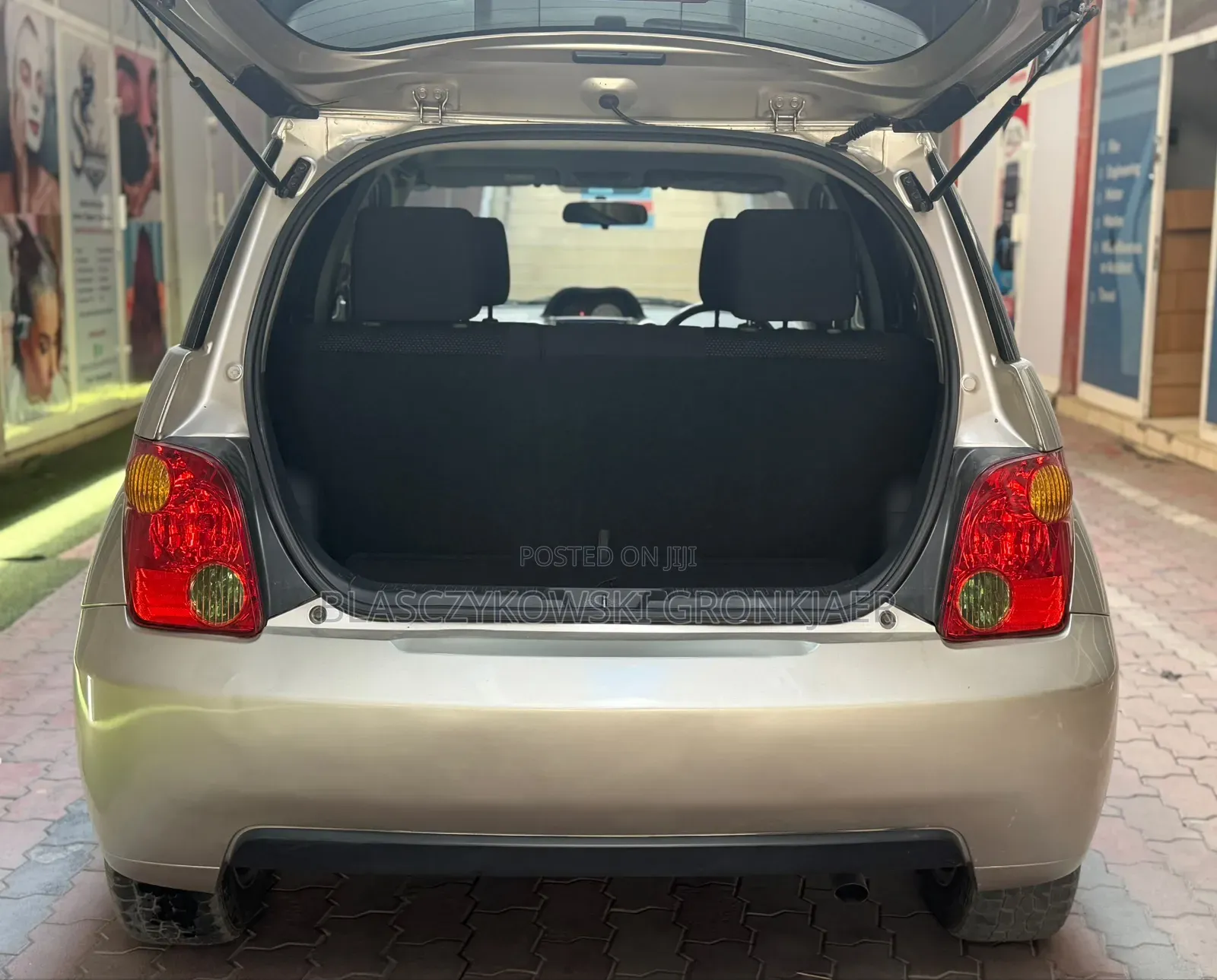 Toyota IST 2003 Silver