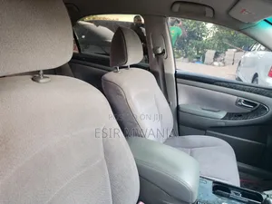 Toyota Crown Royale 2005 Black