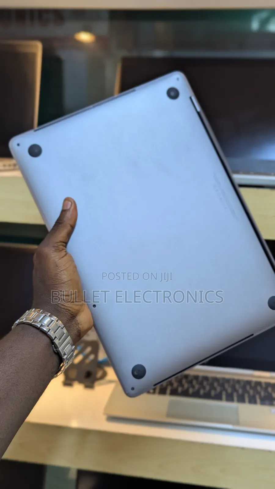 Laptop Apple MacBook Pro 2017 16GB Intel Core i7 SSD 256GB
