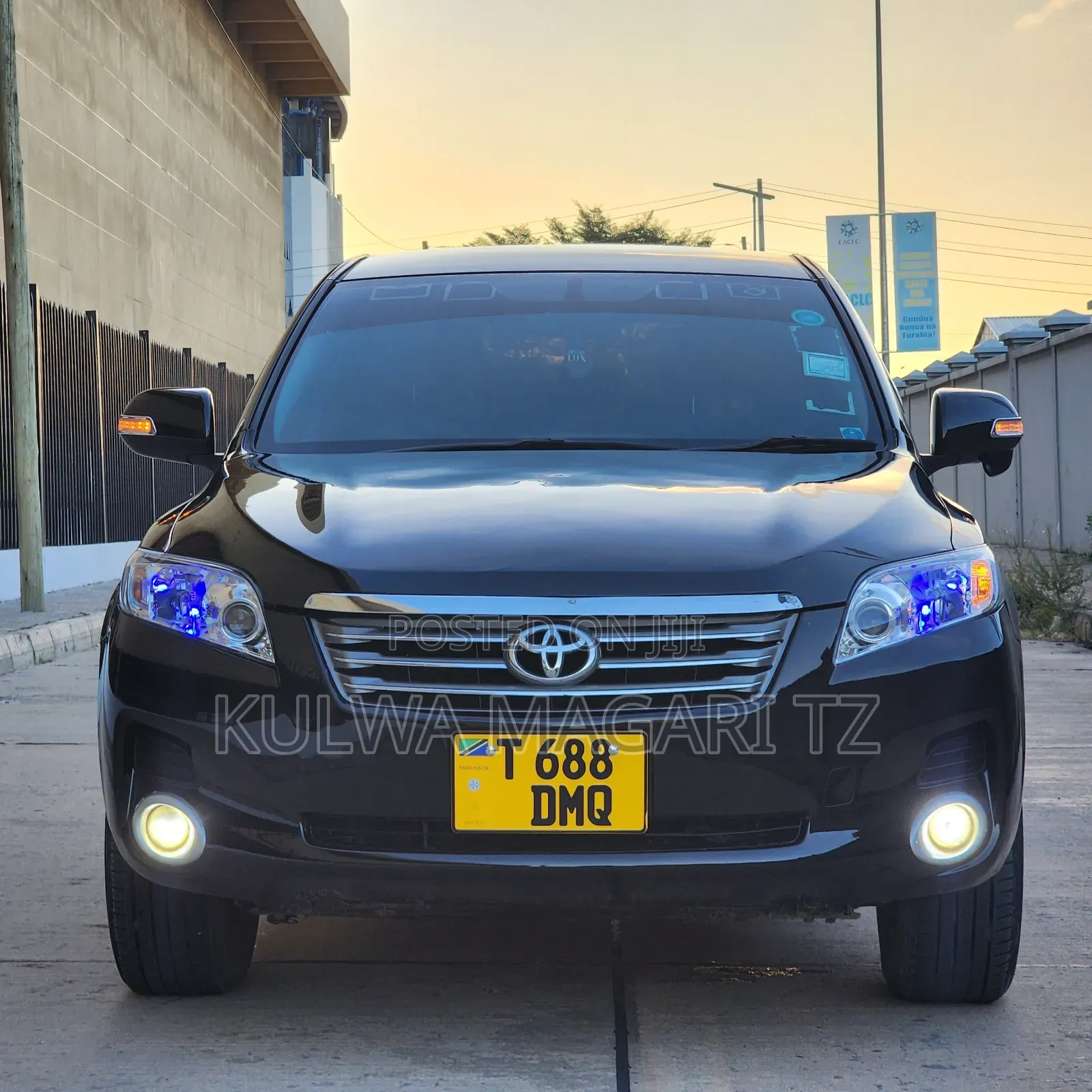 Toyota Vanguard 2010 Black