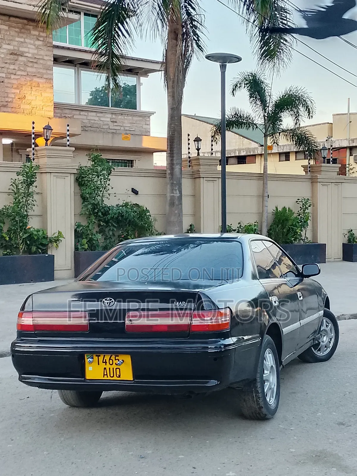 Toyota Mark II 2000 Black