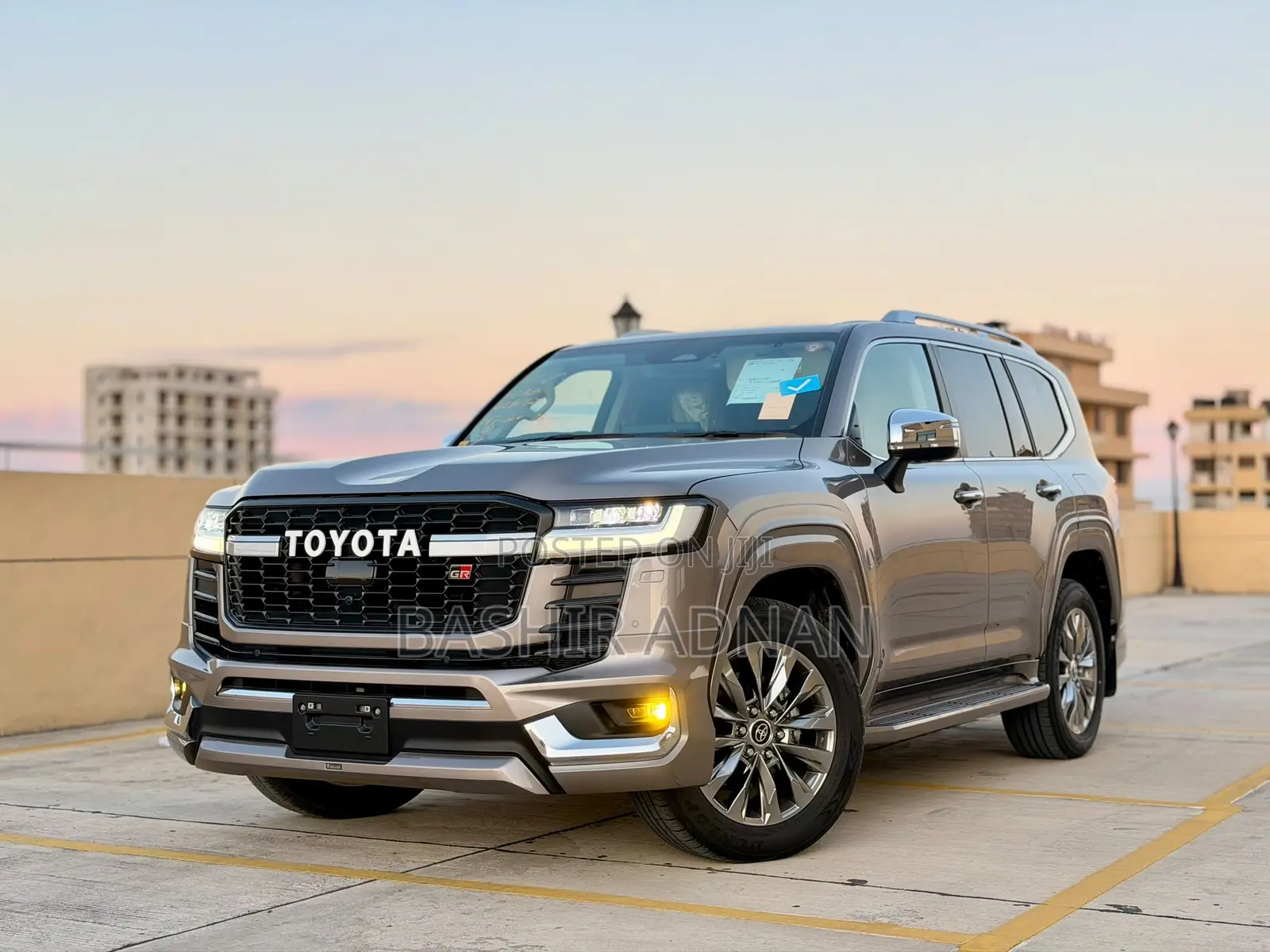 Toyota Land Cruiser LC300 2025 Gray