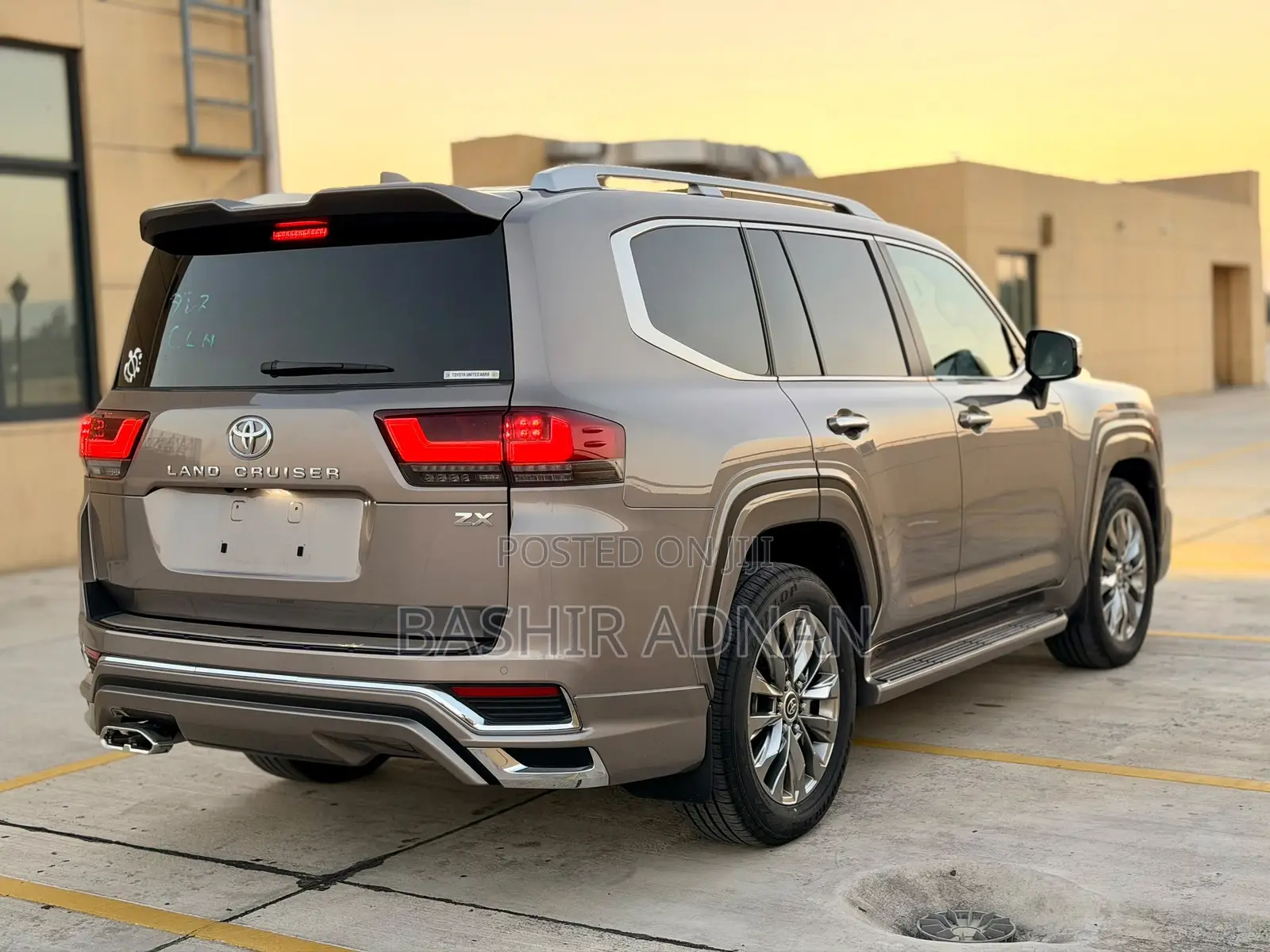 Toyota Land Cruiser LC300 2025 Gray