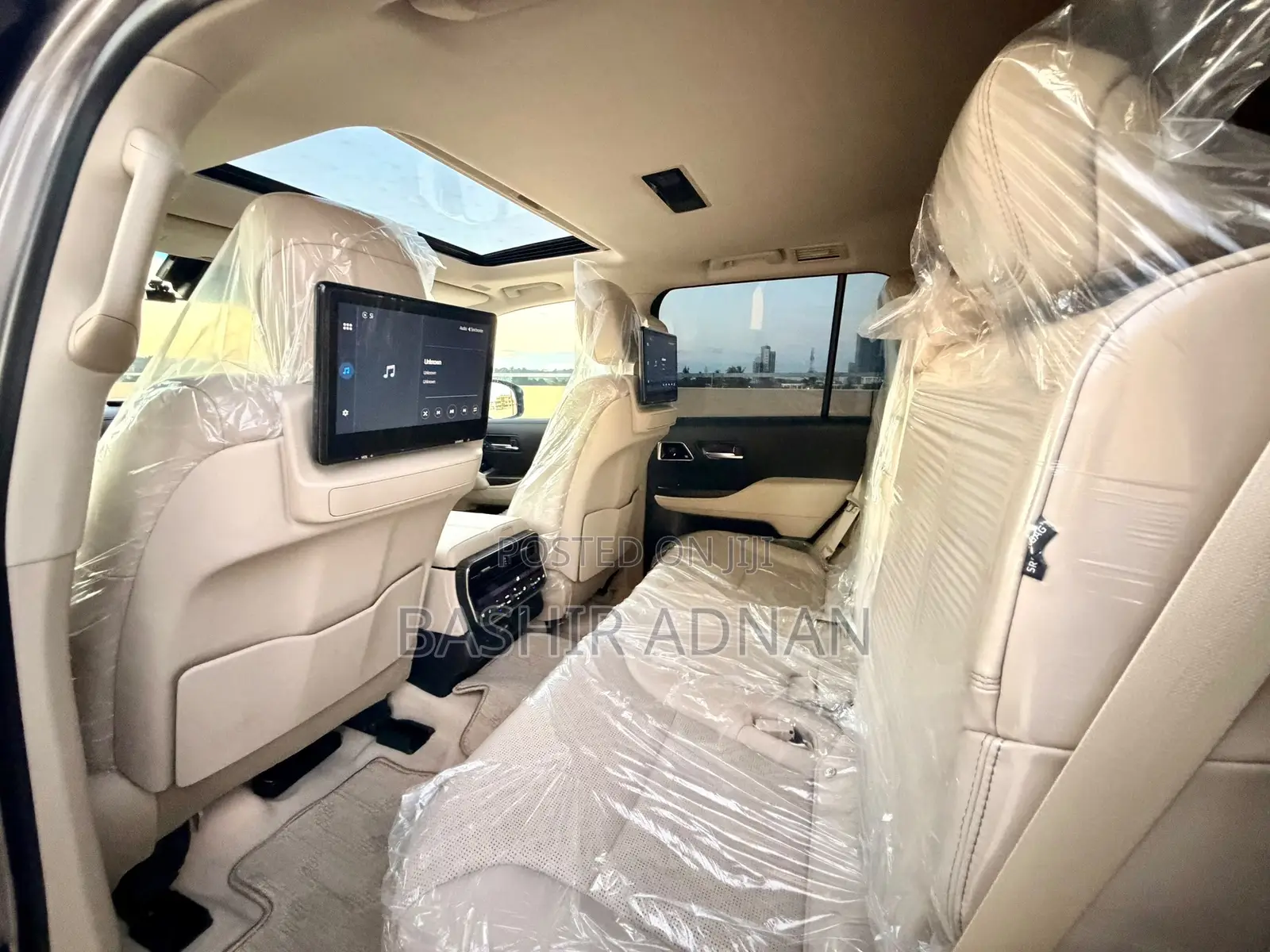 Toyota Land Cruiser LC300 2025 Gray