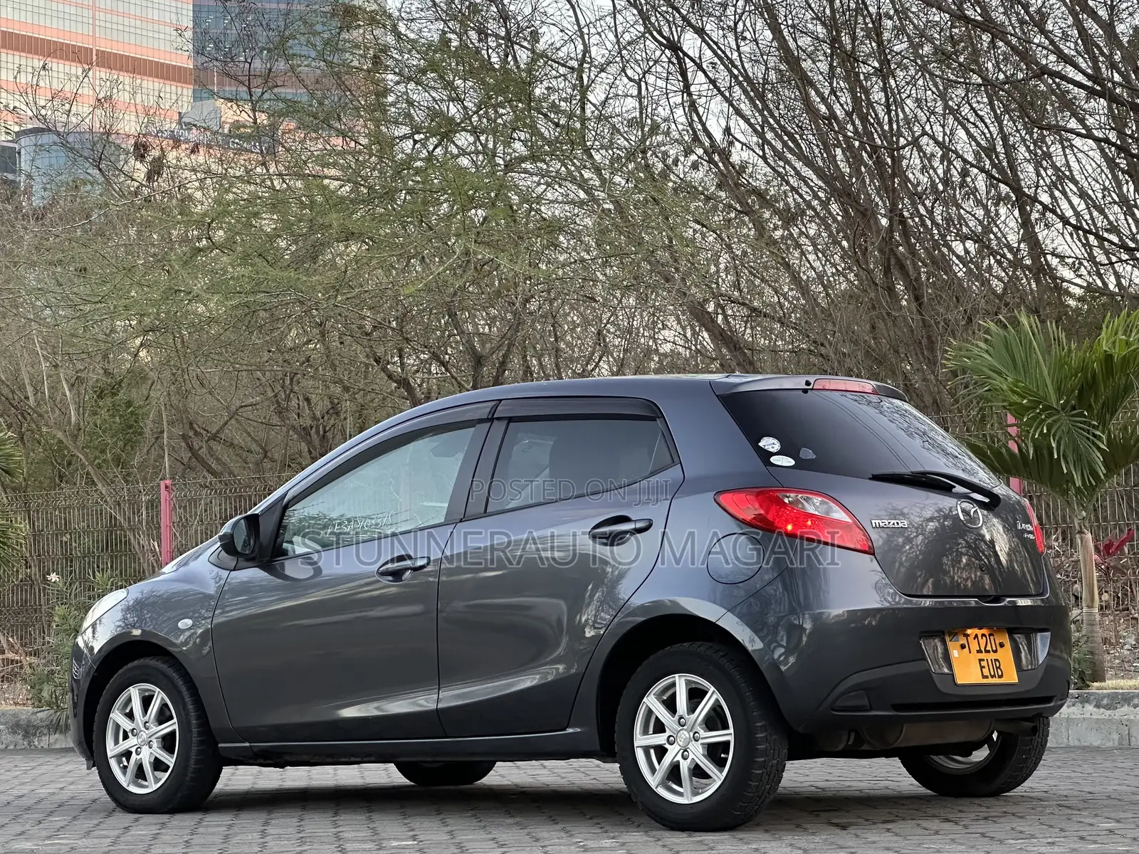Mazda Demio 2009 Gray