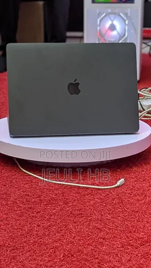 Laptop Apple MacBook Pro 2019 8GB Intel Core i5 SSD 256GB