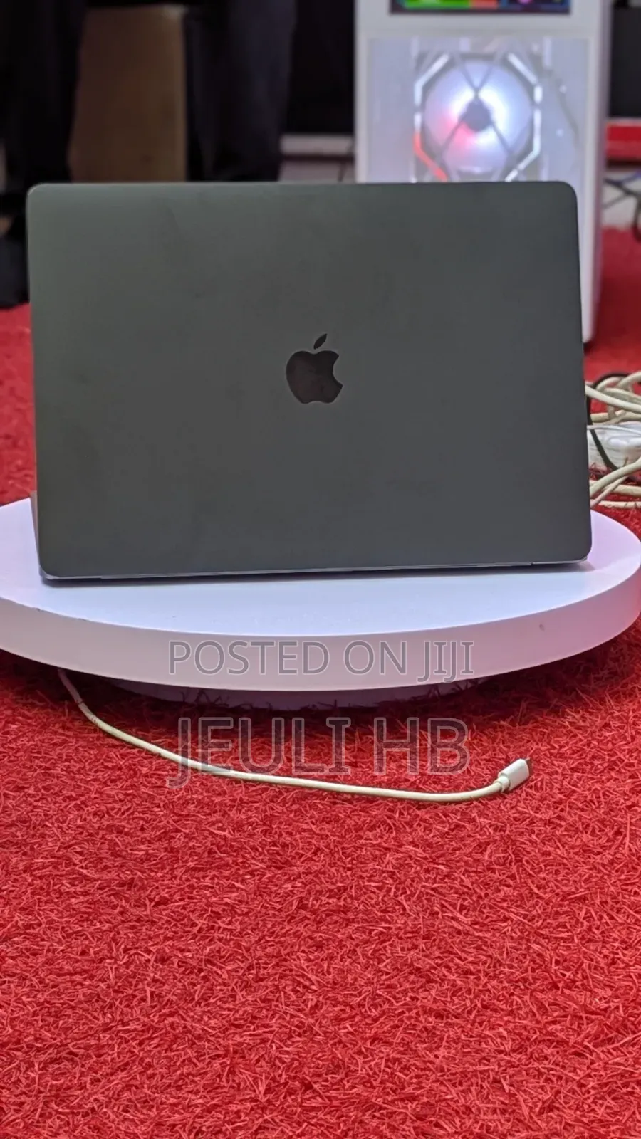 Laptop Apple MacBook Pro 2019 8GB Intel Core i5 SSD 256GB