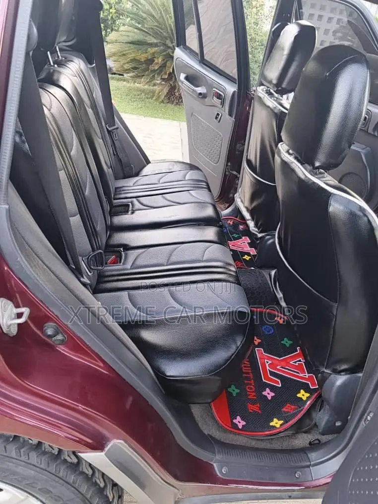 Toyota RAV4 1999 Red