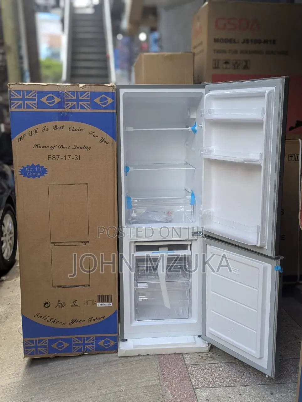 Fridge Mr Uk Model F 87, Sawa Na Liter 210