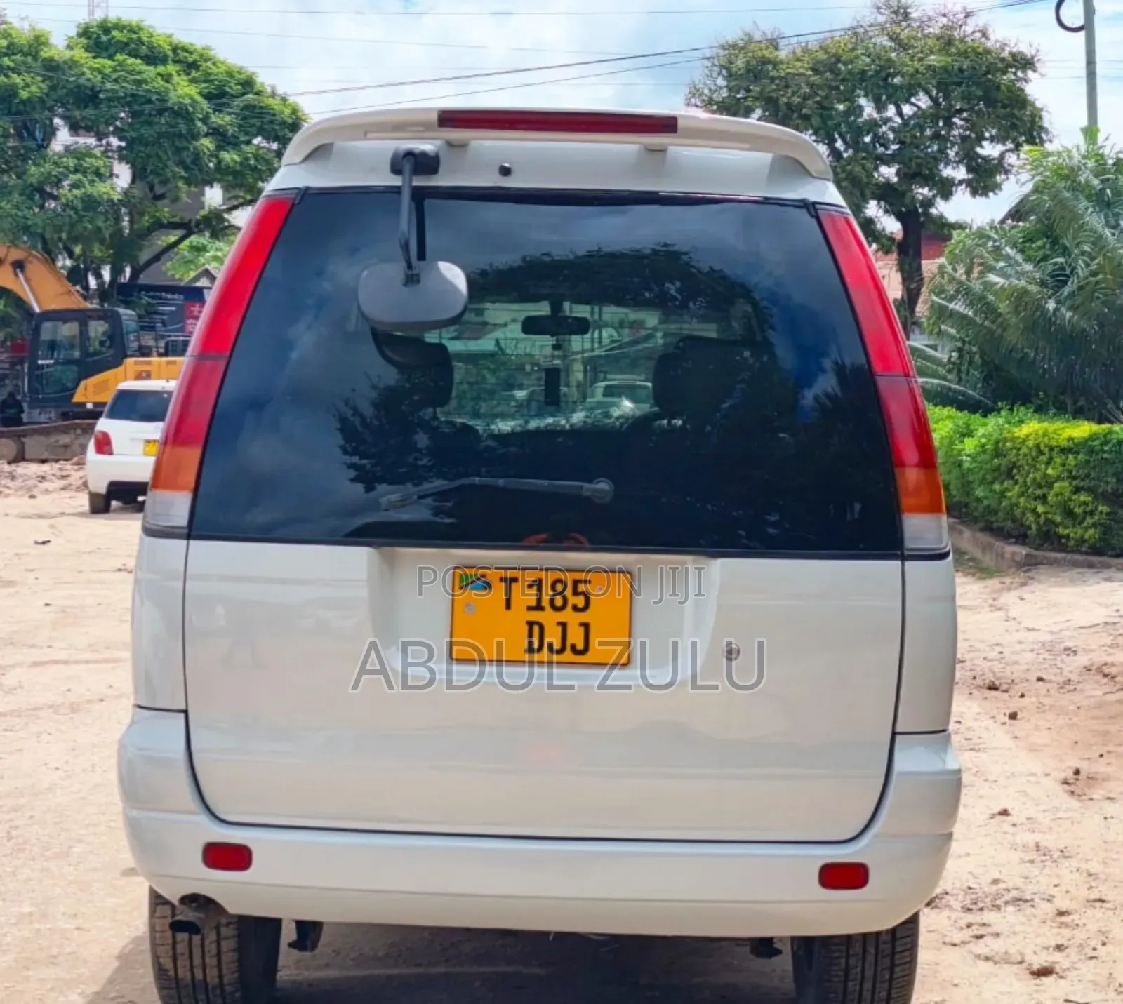Toyota Noah 2003 White