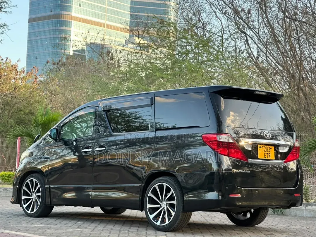 Toyota Alphard 2010 Black