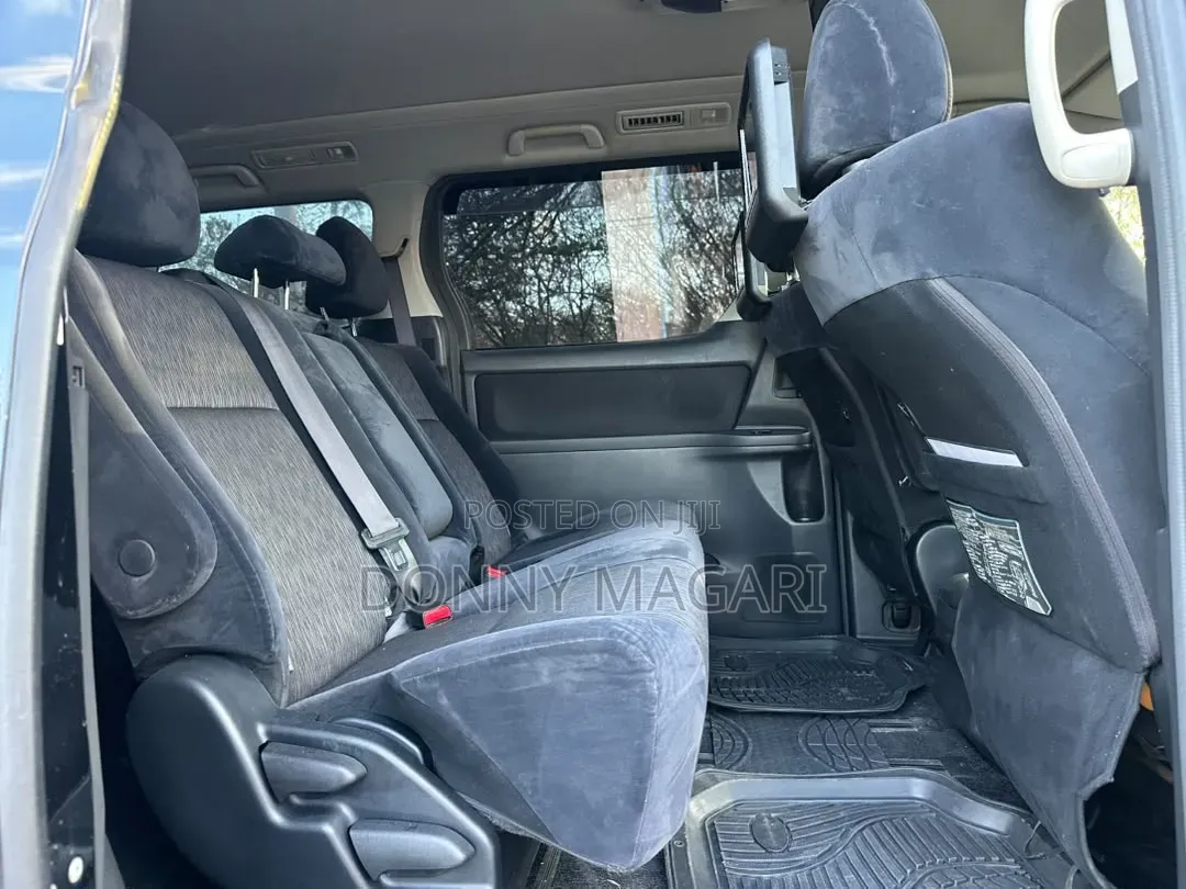 Toyota Alphard 2010 Black