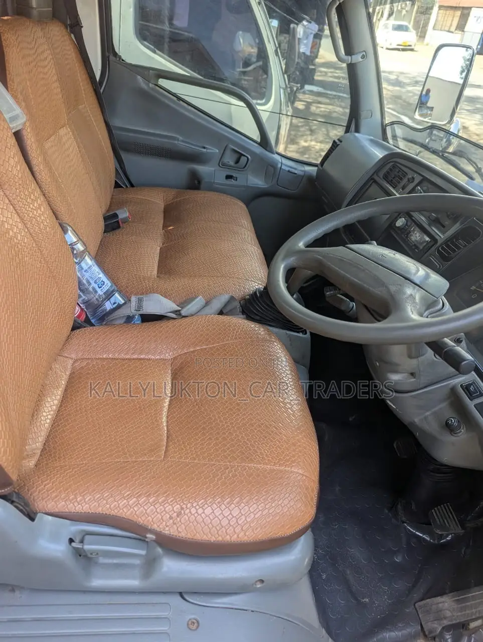 Mitsubishi Canter